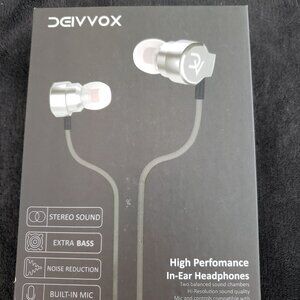 (NWT) DEIVVOX D0218 Wired Earbuds with Microphone in Ear Headphones